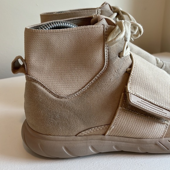 ZARA Kid’s Beige Suede Discreet Lace Up High Top Sneaker Size 37 (6.5) - Picture 9 of 10